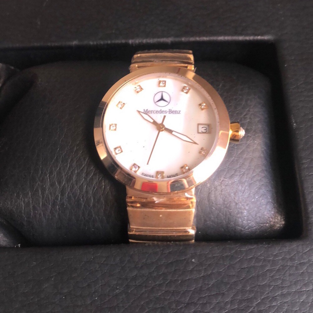 GOLD SWISS MOVT MERCEDES BENZ WATCH WITH CRYSTALS